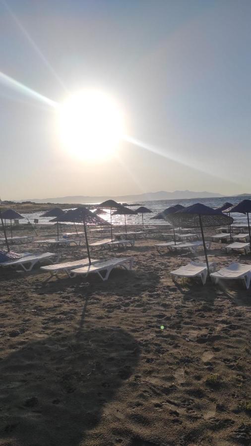 Cesme Burcu Sitesi Yaman别墅 外观 照片