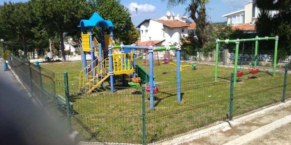 Cesme Burcu Sitesi Yaman别墅 外观 照片